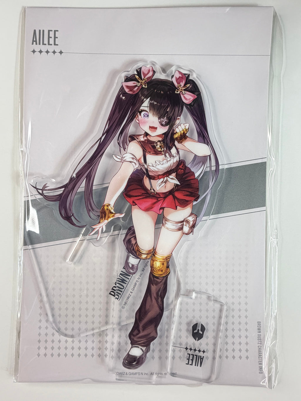 Brown Dust II “Ailee” Acrylic Stand DOBUDDY Inc.